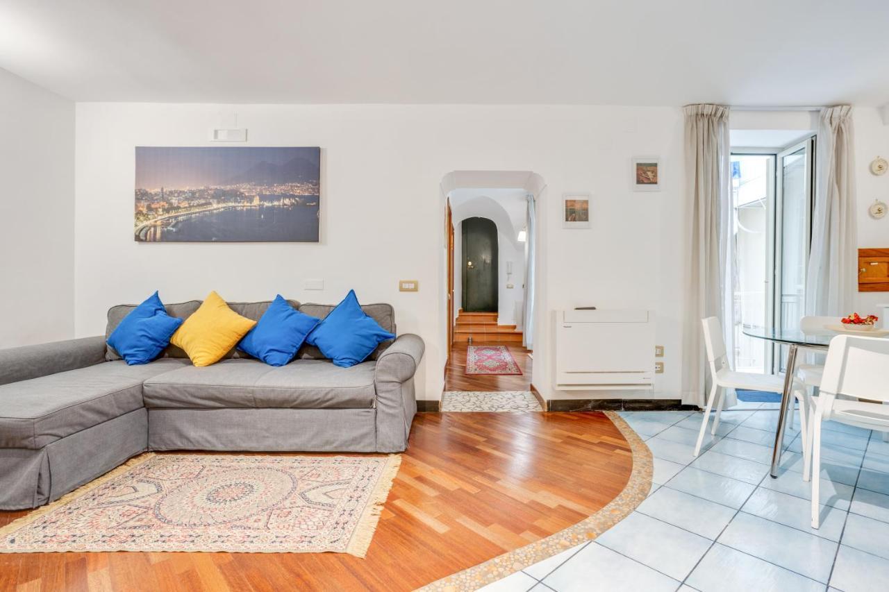 Guesthost - Casa Querida Central & Elegant Flat Napoli Ngoại thất bức ảnh