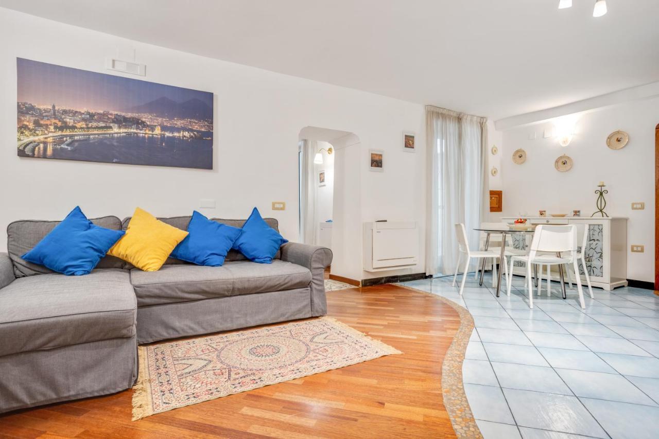 Guesthost - Casa Querida Central & Elegant Flat Napoli Ngoại thất bức ảnh